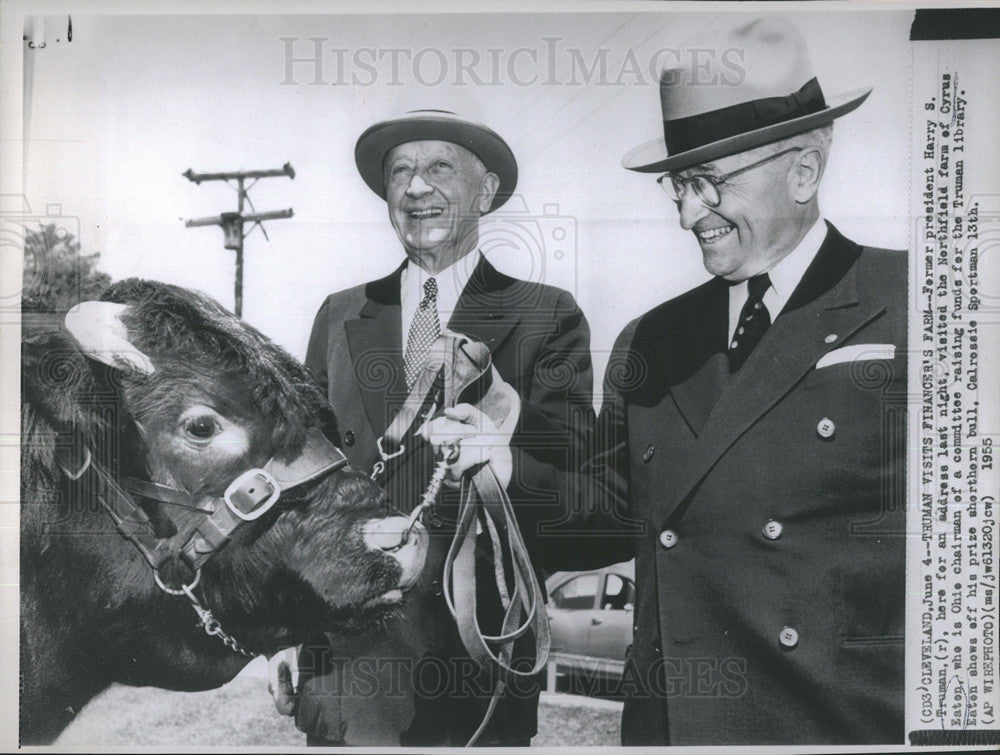 1955 Press Photo Harry S. Truman and Cyrus Eaten - Historic Images