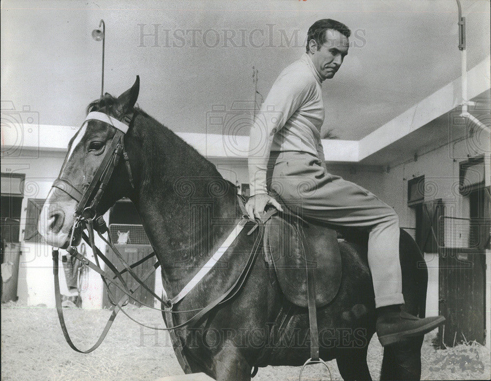 1963 Press Photo Actor Ricardo Montalban in Love is a Bell - Historic Images