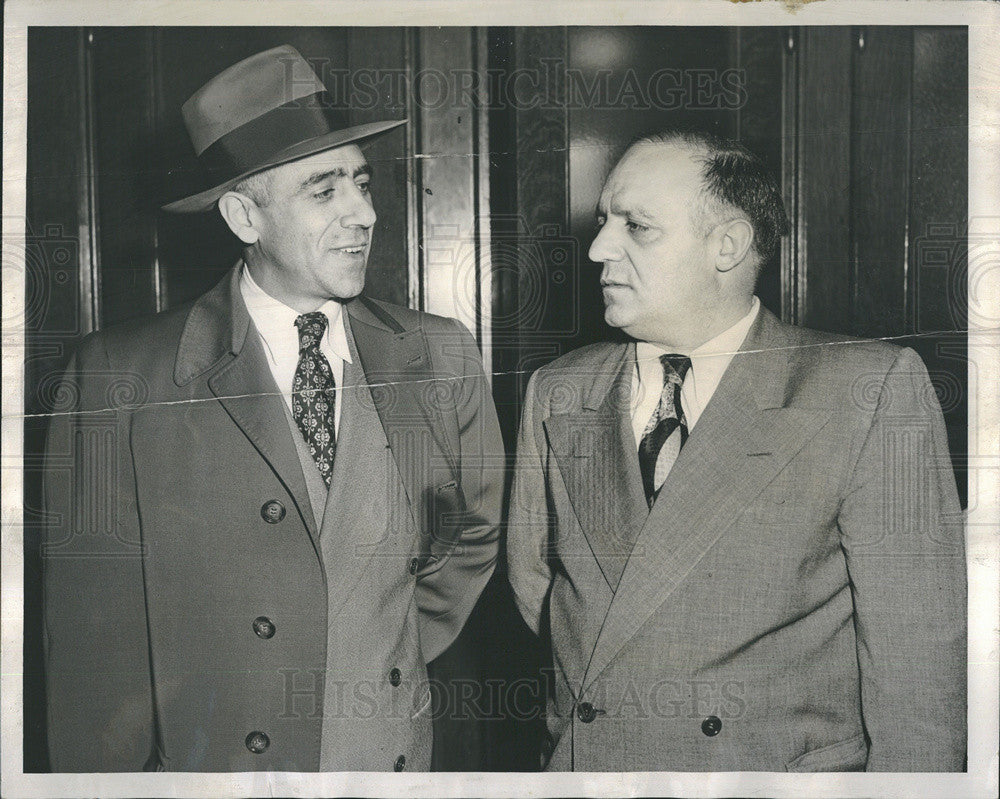 1953 Press Photo Pasquale Lawrence Moretti Guilty Not Guilty Desorts Court - Historic Images