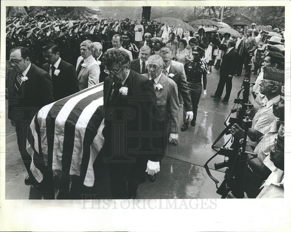 1981 Press Photo Funeral for slain Gary Police Lt. George Yares. - Historic Images