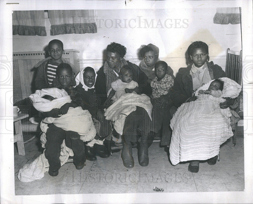 1958 Press Photo South Side Fire, Refugees, Grant Memorial Church - Historic Images