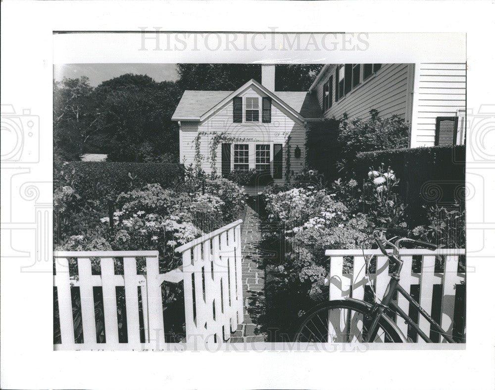 1992 Press Photo Emily Post Home, Edgartown, Massachusetts - Historic Images