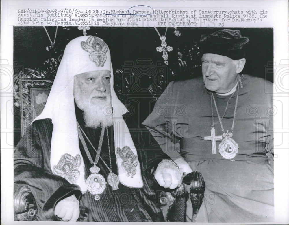 1964 Press Photo Dr. Michael Ramsey With Beatitude Alexii Patriarch Of Moscow - Historic Images