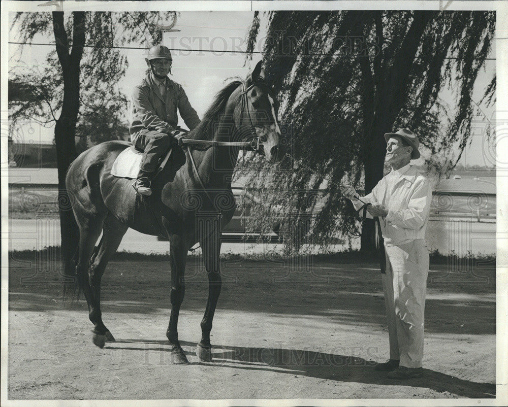 1962 Press Photo Jimmy Goggles McCoy, Arlington Park, Racing - Historic Images