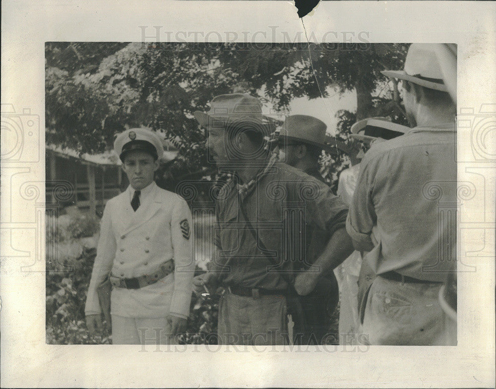 1931 Press Photo Paul Menocal Visiting Trip To Havana Prison Prisoner Of War - Historic Images