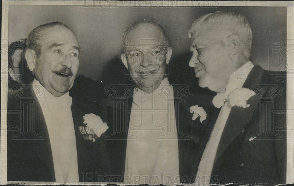 1953 Press Photo Pres. Eisenhower, Charles E. Wilson, Adolph Menjou - Historic Images