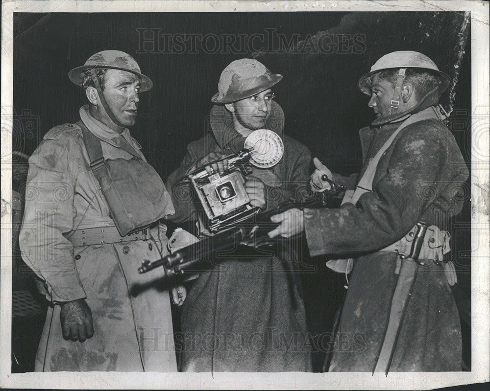 1939 Press Photo Okmin, Cagney and Pat O&#39;Brien - Historic Images