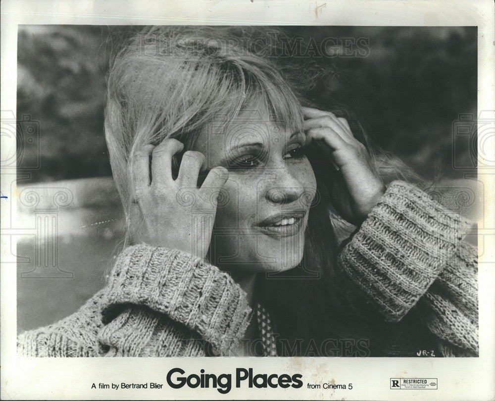 1974 Press Photo Miou-Miou in &quot;Going Places&quot; - Historic Images