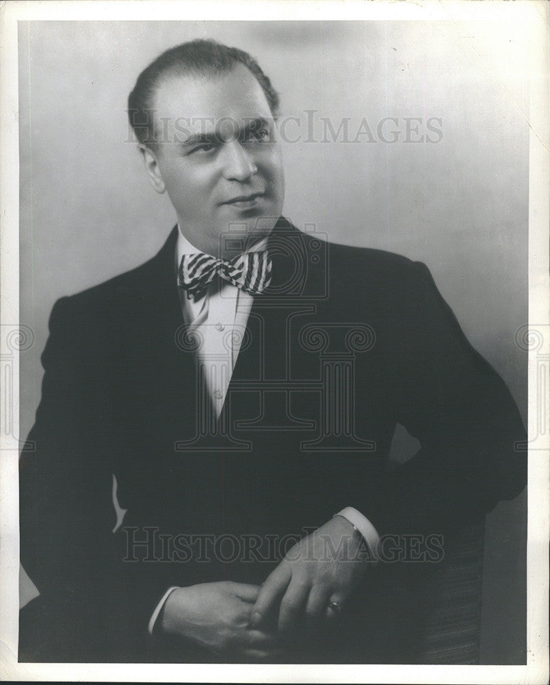 1946 Press Photo Michal Michalesko Actor - Historic Images