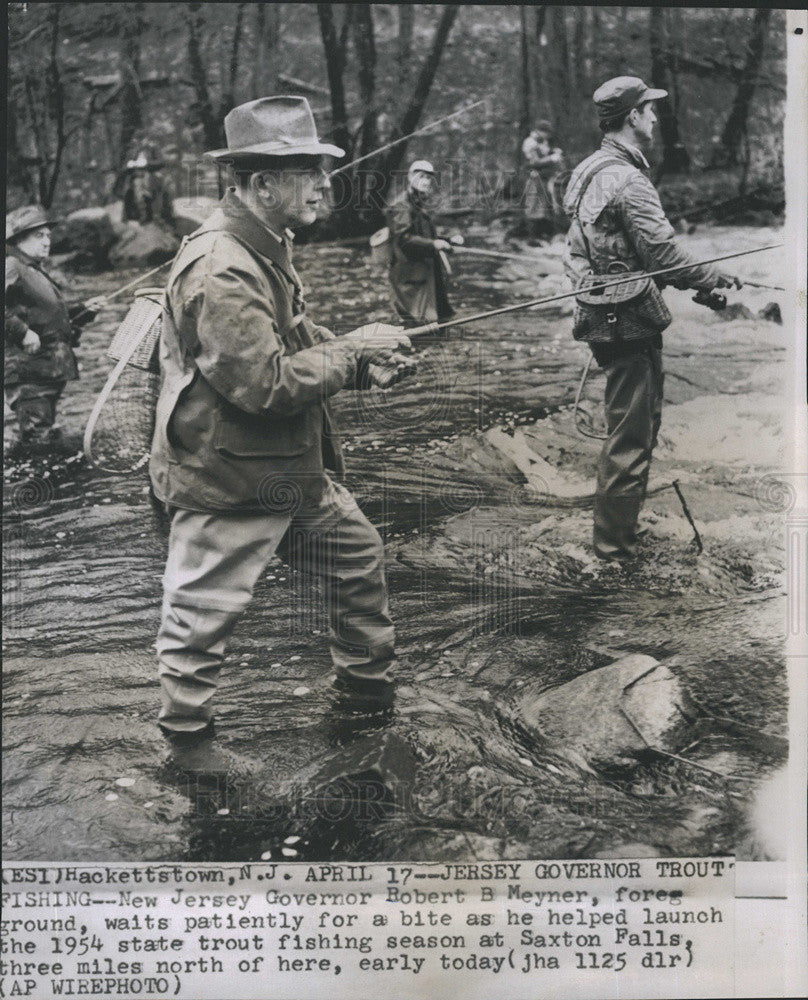 1954 Press Photo New Jersey Governor Robert Meyner, Saxton Falls - Historic Images