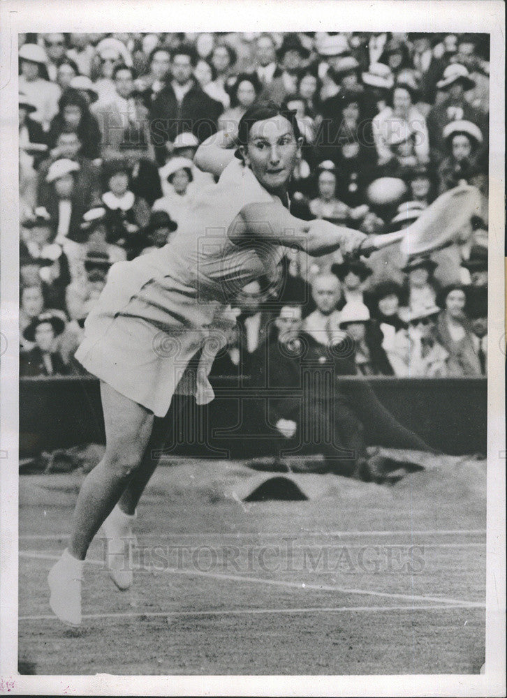 1937 Press Photo Wimbledon Winner Tennis Champ Dorothy ROund of England - Historic Images