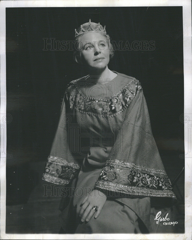 1968 Press Photo of actress Beverly Younger in the play, &quot;Enrico&quot; - Historic Images