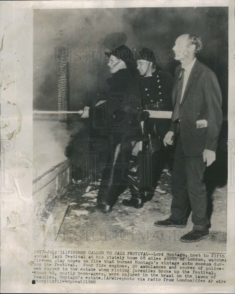 1960 Press Photo Lord Montagu vintage car museum burned during jazz festivl - Historic Images