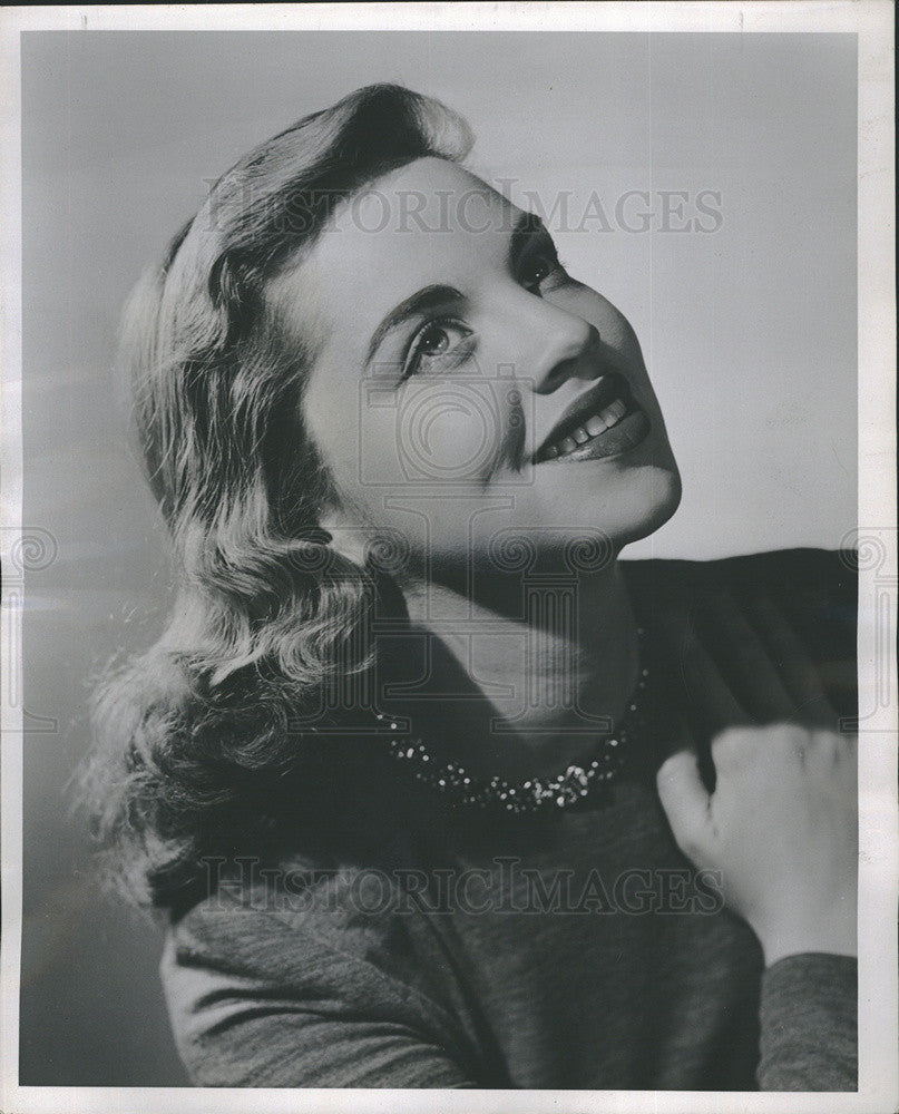 1953 Press Photo New Faces Revue Actress Rosemary O&#39;Reilly Portrait - Historic Images