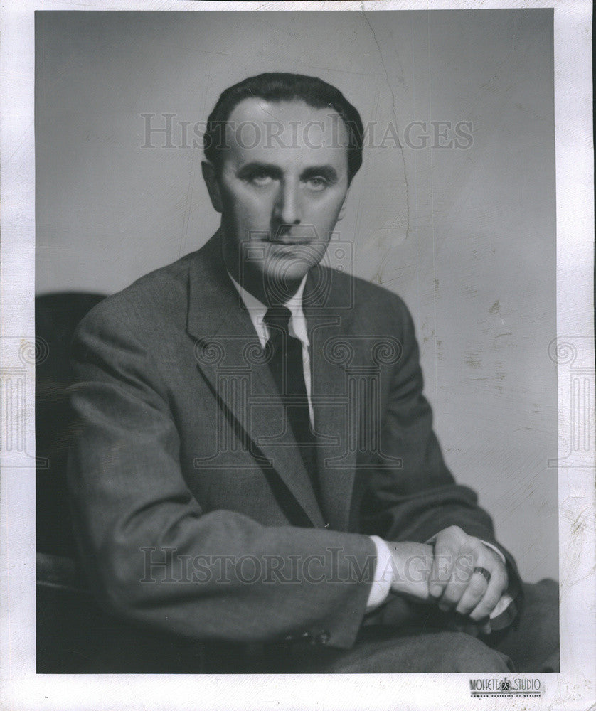 1956 Press Photo of Dr. Herbert Zipper, conductor of Manila Symphony Orchestra - Historic Images