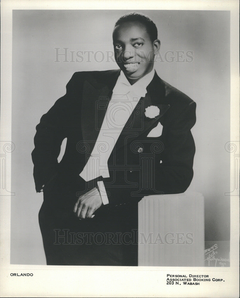 1968 Press Photo Multi-Talented Musician Orlando In Tuxedo Portrait - Historic Images