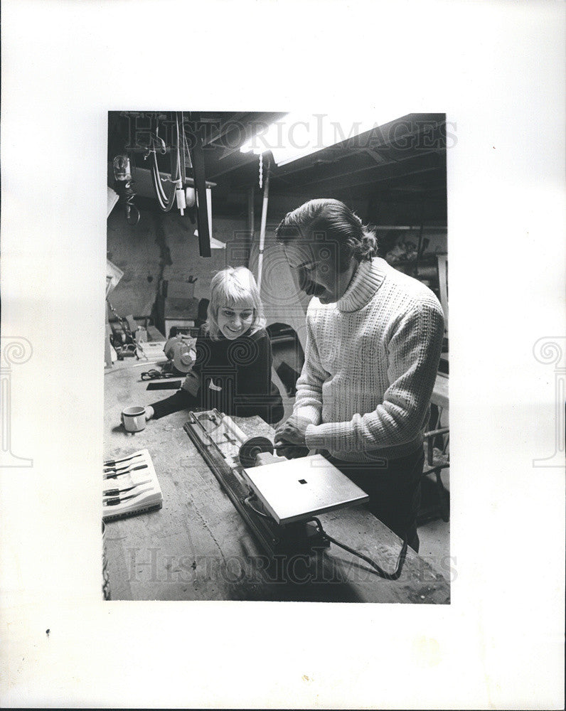 1975 Press Photo Dick Orkin wife Bunny - Historic Images