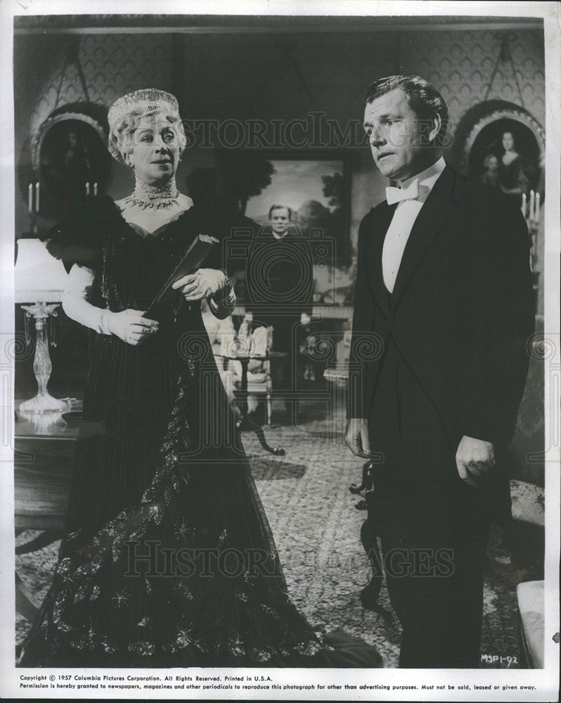 1958 Press Photo Actors English Film/Stage Actors Martita Hunt And Kenneth More - Historic Images