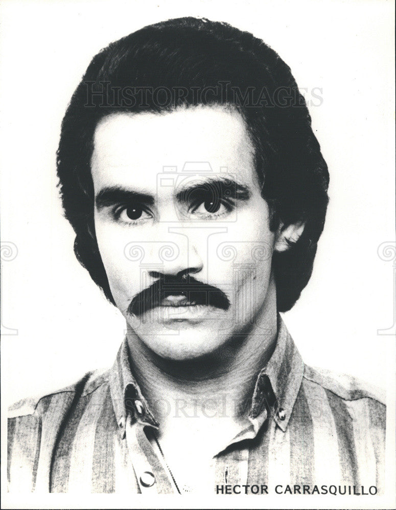 Press Photo Solo guitarist and singer Hector Carrasquillo - Historic Images