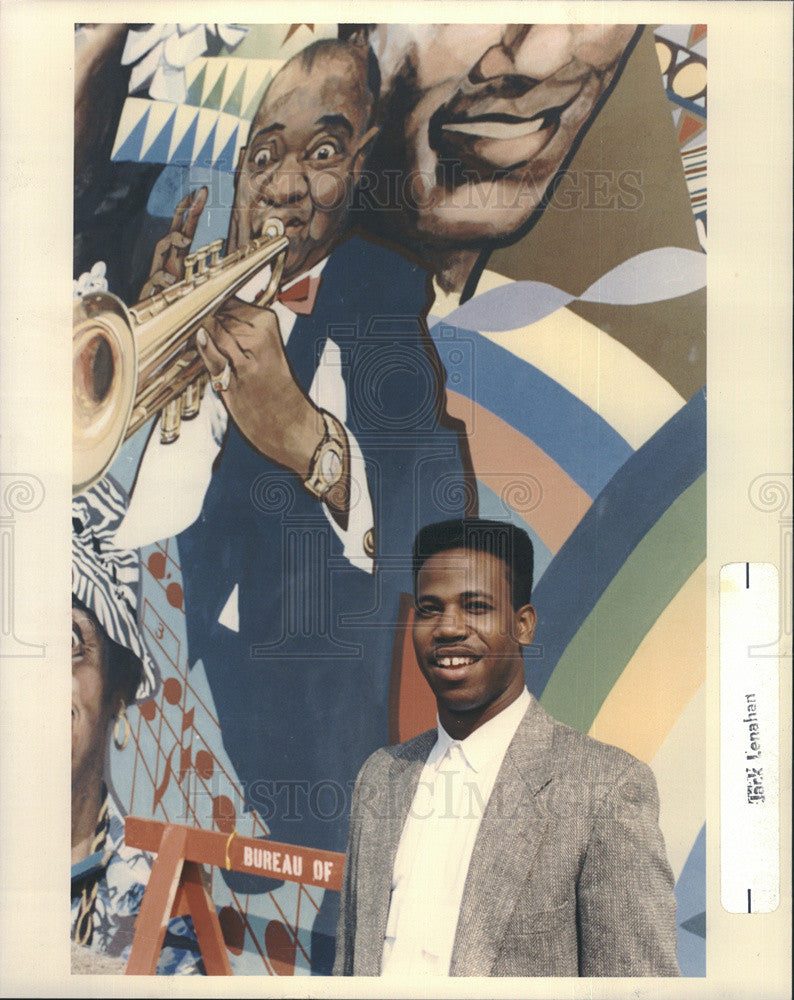 1989 Press Photo Ron Baker Jr. Comedian Al Green Concert New Regal Theater - Historic Images