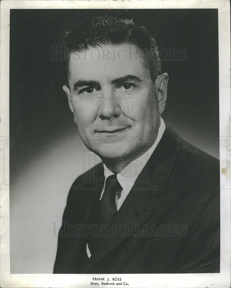 1960 Press Photo Frank J. Ross Vice President Sears Roebuck Co. - Historic Images