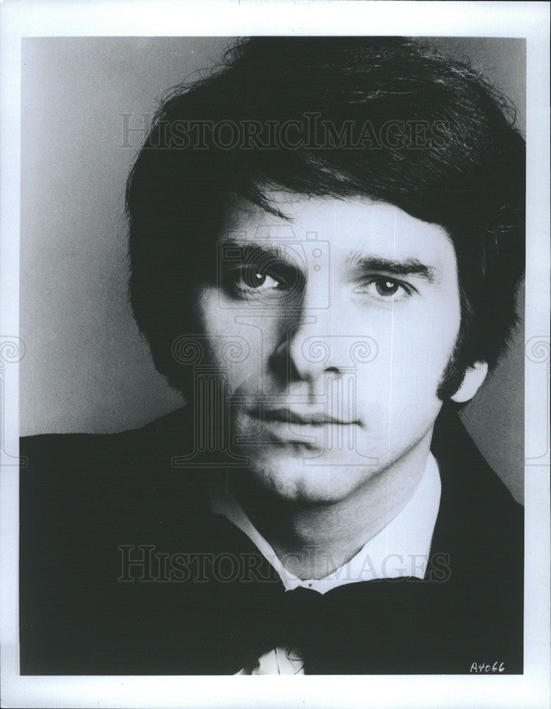 1983 Press Photo Singer Neil Rosenshein Portrait Closeup - Historic Images