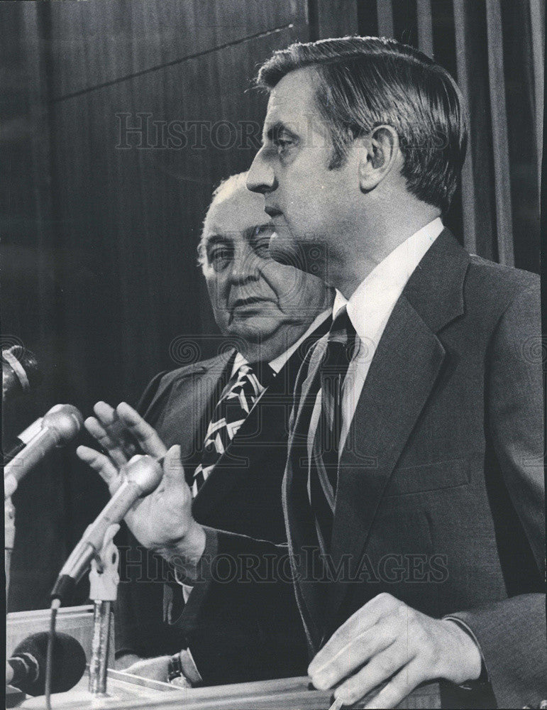 1976 Press Photo Mayor Daley &amp; Senator Walter Mondale Dem Candidate for VP - Historic Images