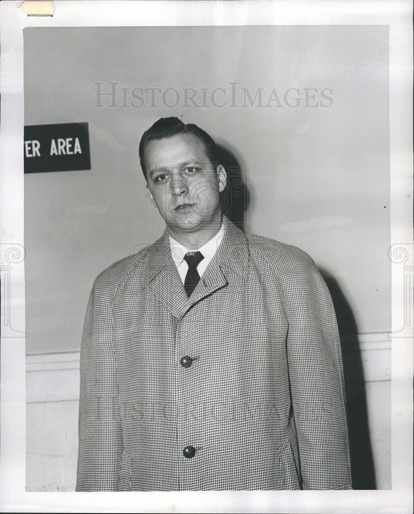 1955 Press Photo Michael Ondreika Atty in Lightfoot Trail - Historic Images