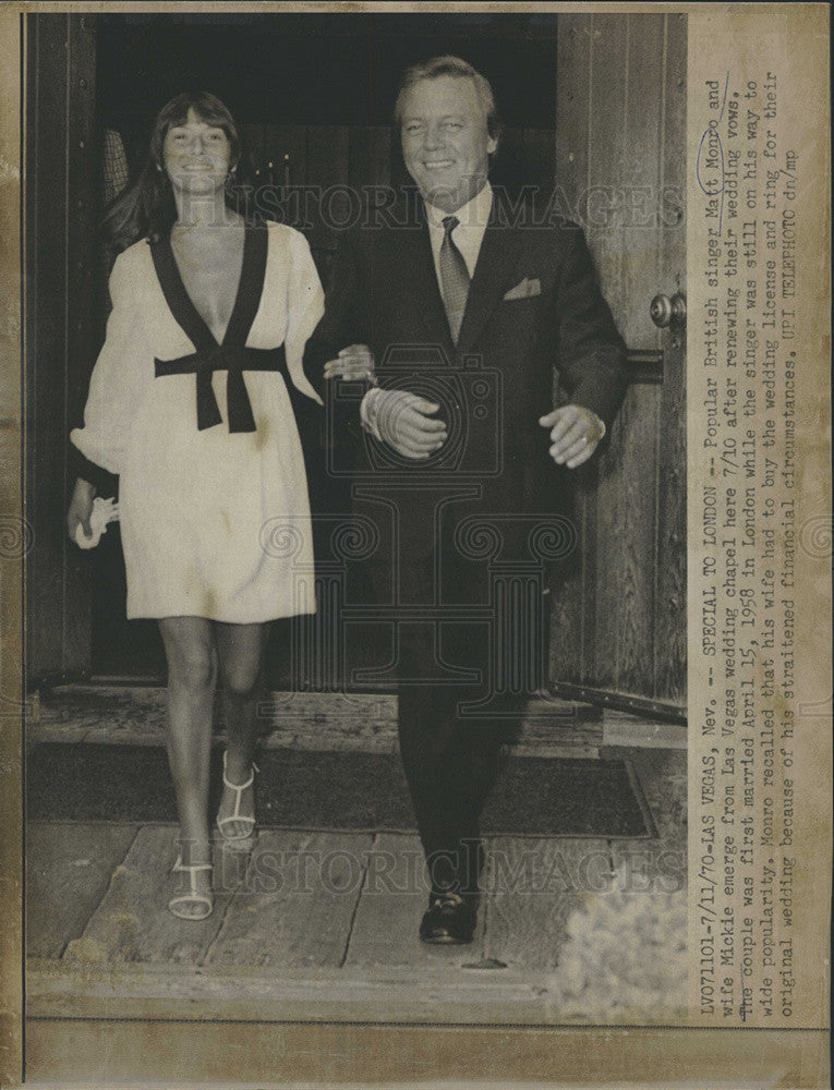 1970 Press Photo British singer Matt Monro and his wife Mickie in Las Vegas Nv - Historic Images