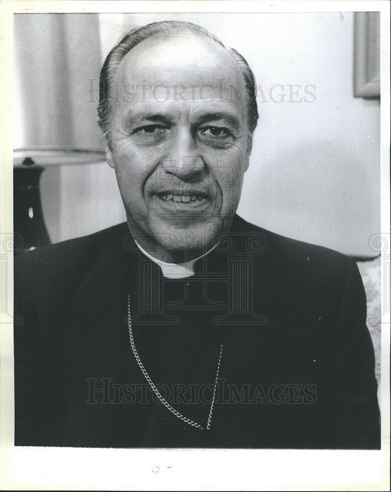 1985 Press Photo Father James Montegomery. - Historic Images