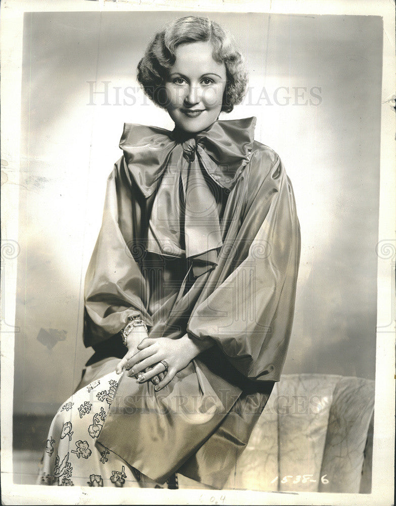 Press Photo Singer Lucy Monroe - Historic Images