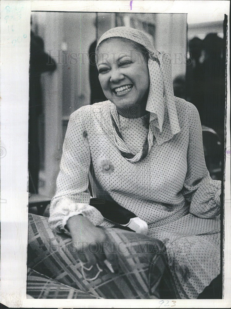 1973 Press Photo Mrs Lowell Zollar made list best-dressed black US women - Historic Images