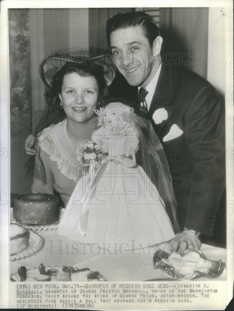 1942 Press Photo George Price, Broken-Actor with wife Mrs. Catherine Price. - Historic Images