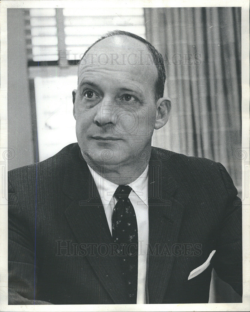 1963 Press Photo David A. Preston, Manager, General Advertising The Sun Times - Historic Images