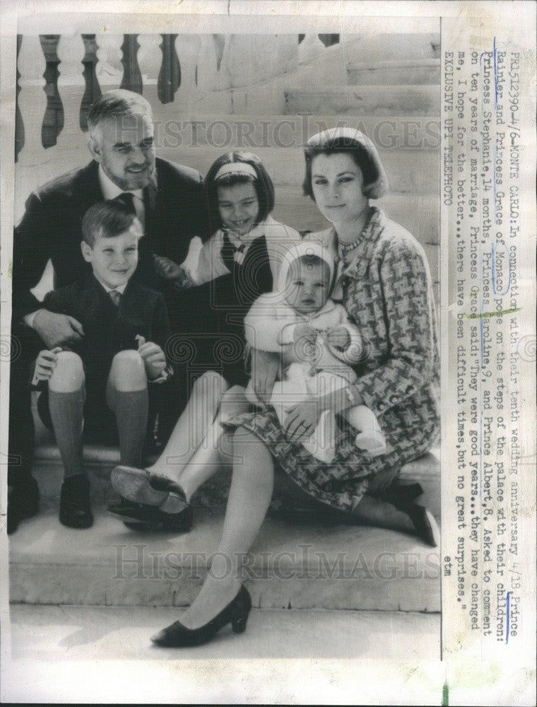 1966 Press Photo Prince Rainier, Princess Grace and their three children - Historic Images