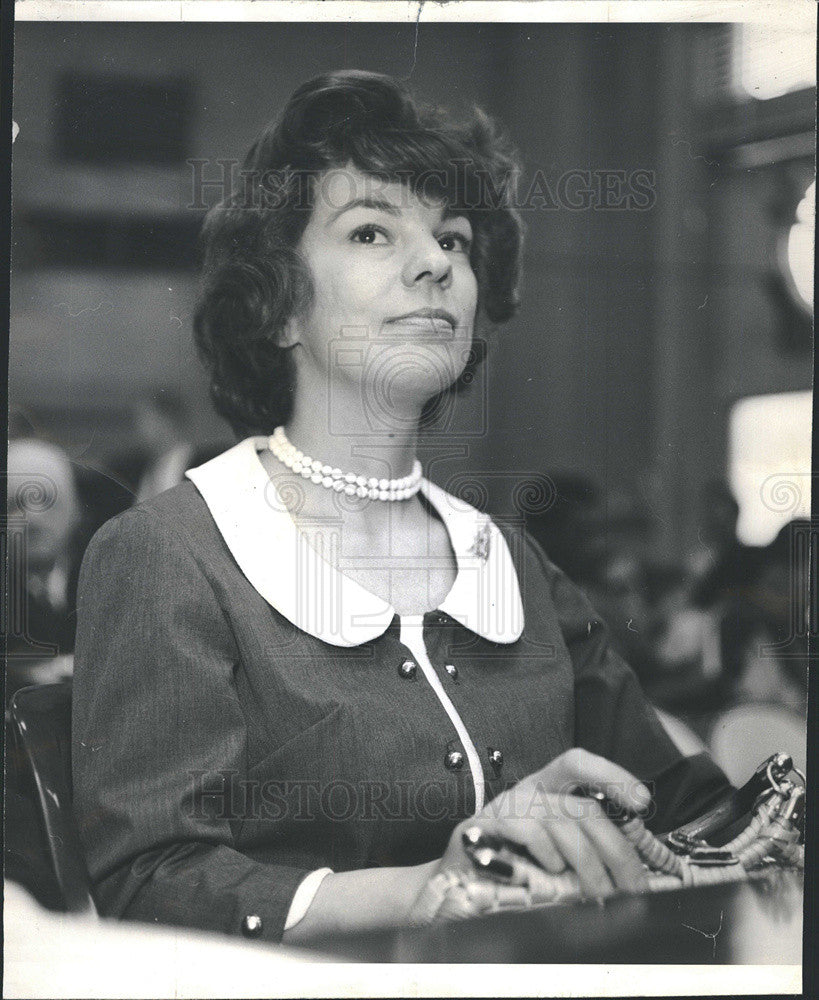 1965 Press Photo Mrs. Helen Queen pled the 5th when questioned as a witness - Historic Images