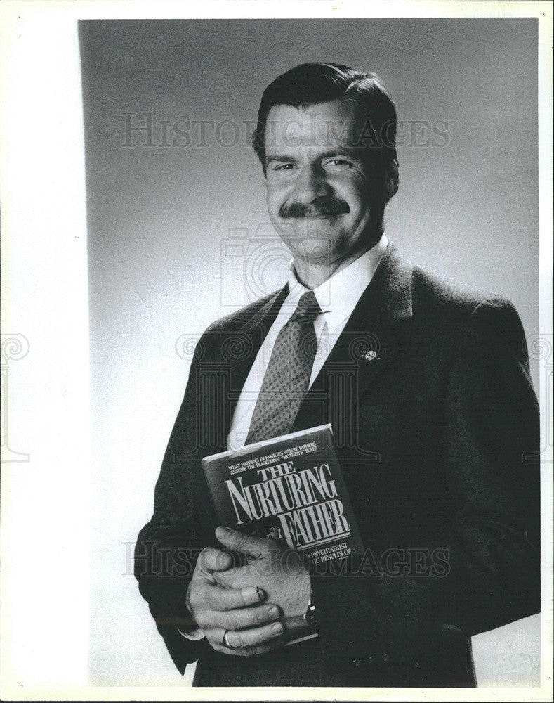 1987 Press Photo Dr. Kyle Pruett, author of Nurturing Fathers - Historic Images