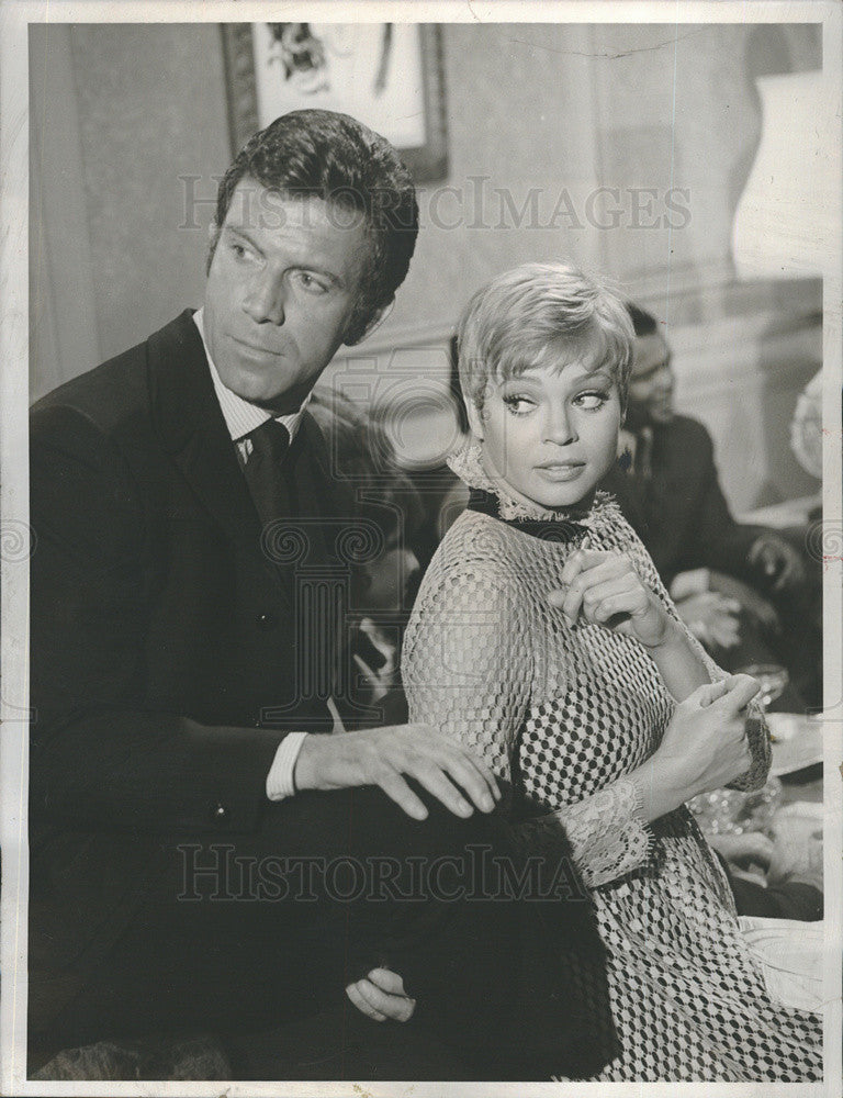 1968 Press Photo Juliet Prowse guest stars on The Name Of The Game - Historic Images