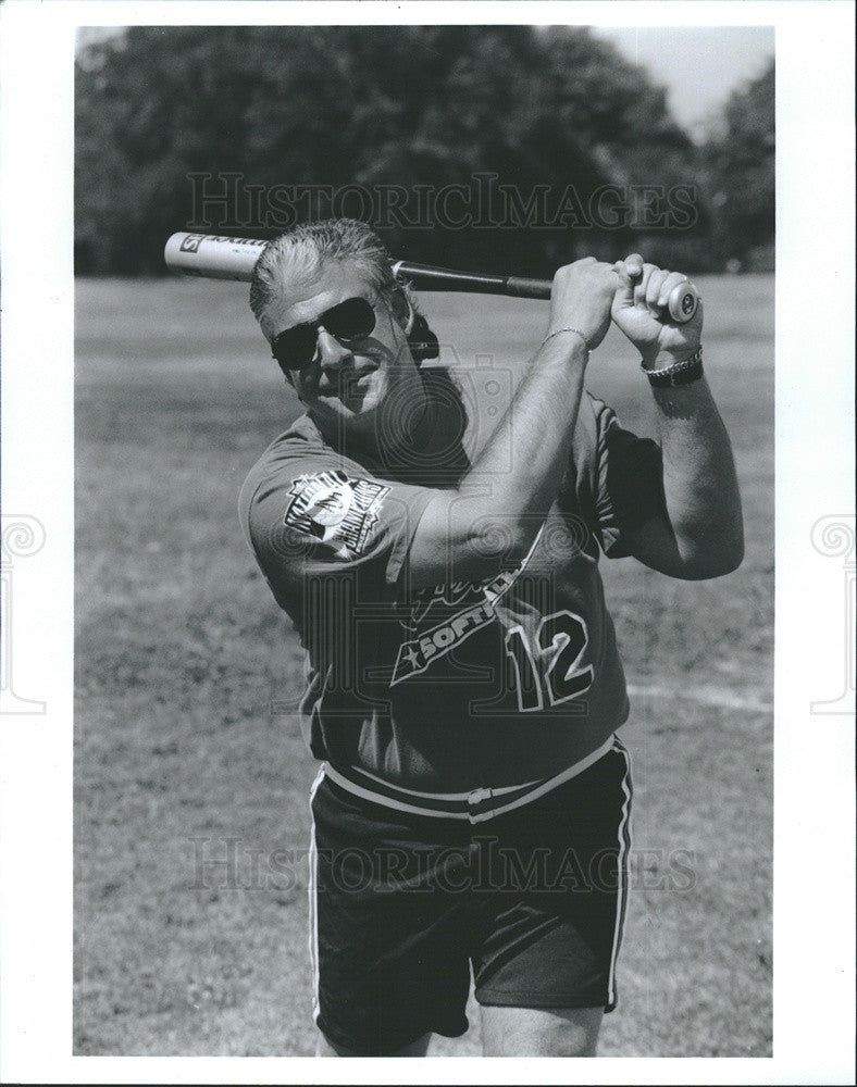 1994 Press Photo Joel Zimberoff, GM of the world champion softball team Lettuce - Historic Images