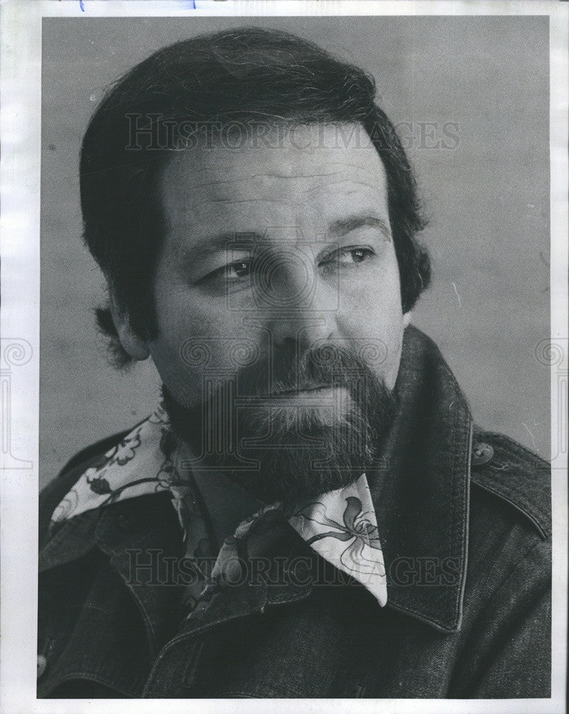 1976 Press Photo Job Mart Guest Editor, Jerry Padzensky - Historic Images