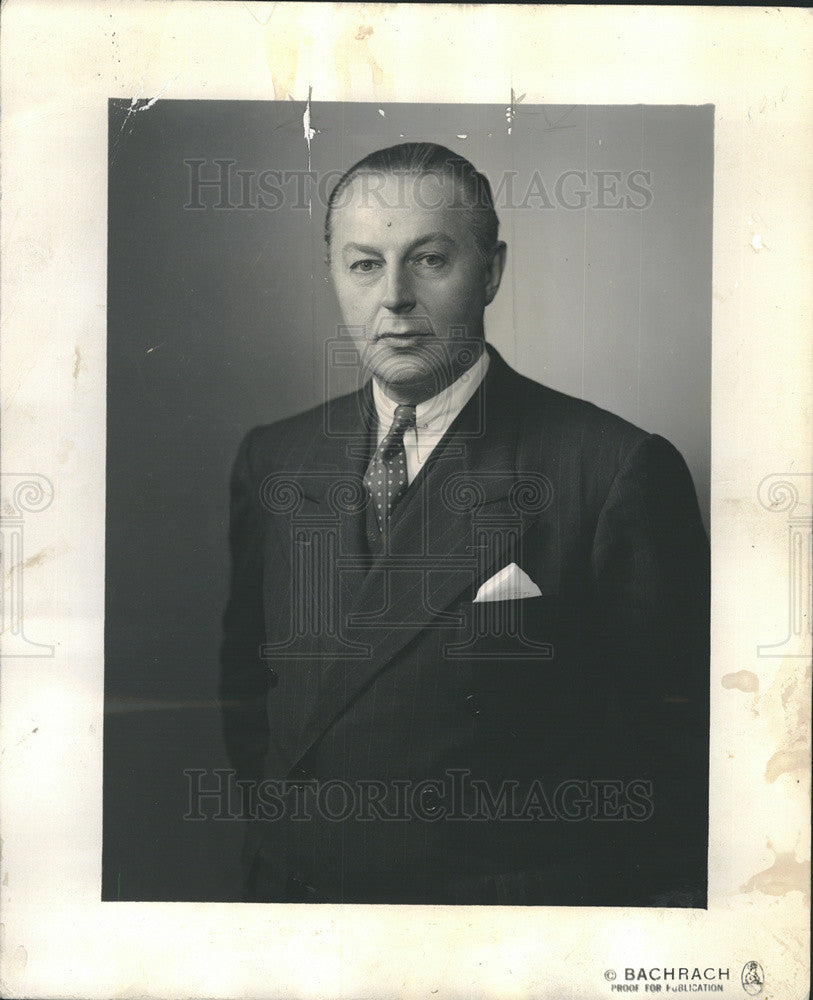 1947 Press Photo Container Corporation President Walter Paspcke Portrait - Historic Images