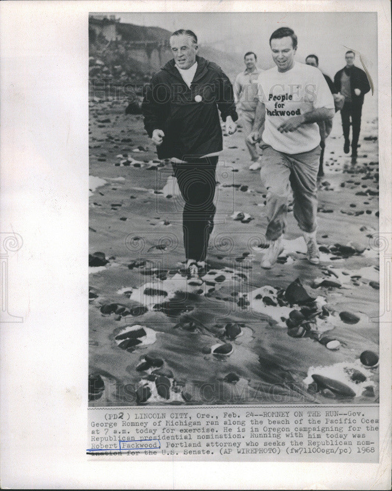 1946 Press Photo Governor George Romney Michigan Robert Packwood Nominee Senate - Historic Images