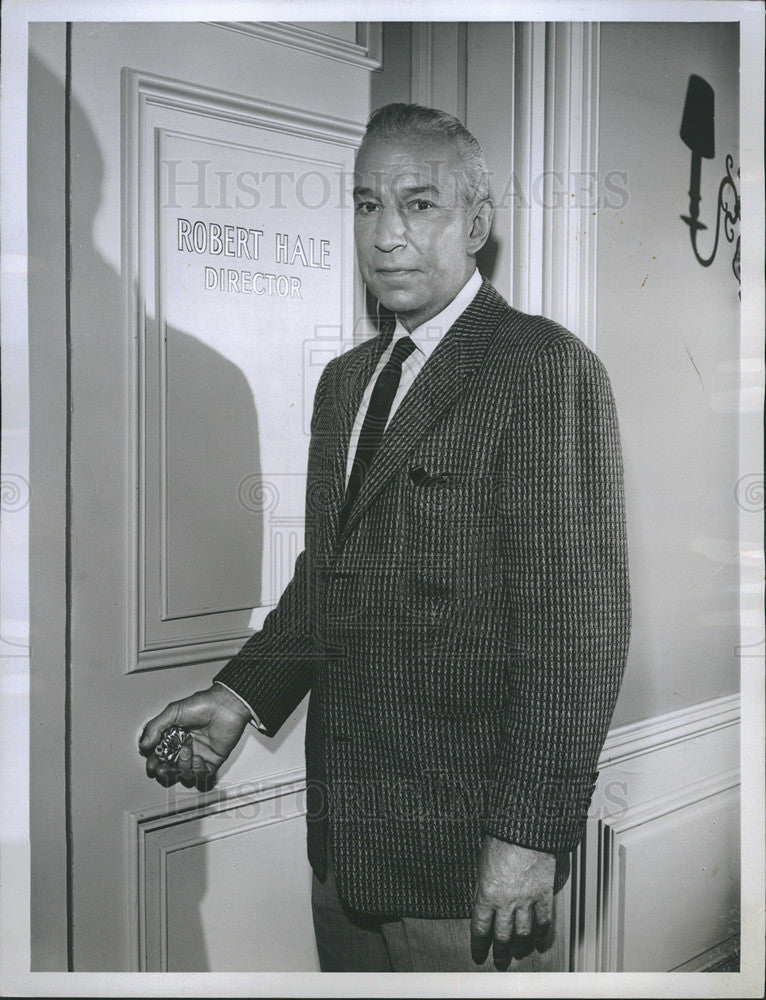 1966 Press Photo Lloyd Nolan stars in &quot;Call to Danger.&quot; - Historic Images