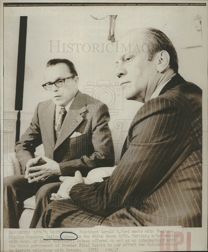 1974 Press Photo Pres Gerald Ford with Mexican Foreign Minister Emilio Rabasa - Historic Images