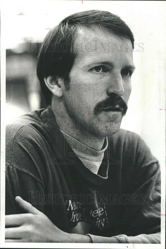 1978 Press Photo Dr Jack Raba Returning From Guatemala - Historic Images