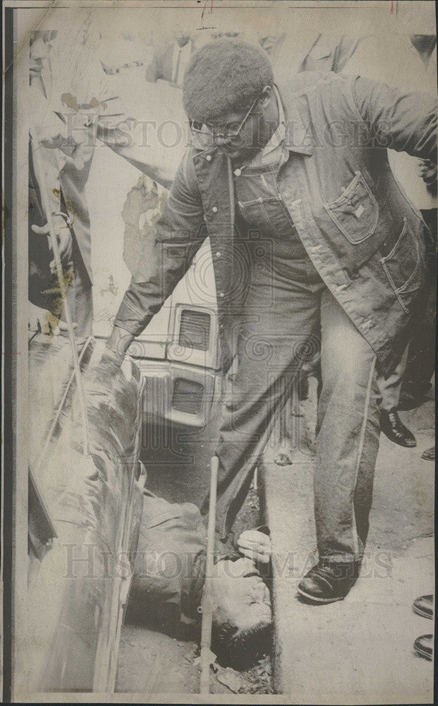 1968 Press Photo Josef Mlot-Mroz, Polish Freedom Fighter stabbed - Historic Images