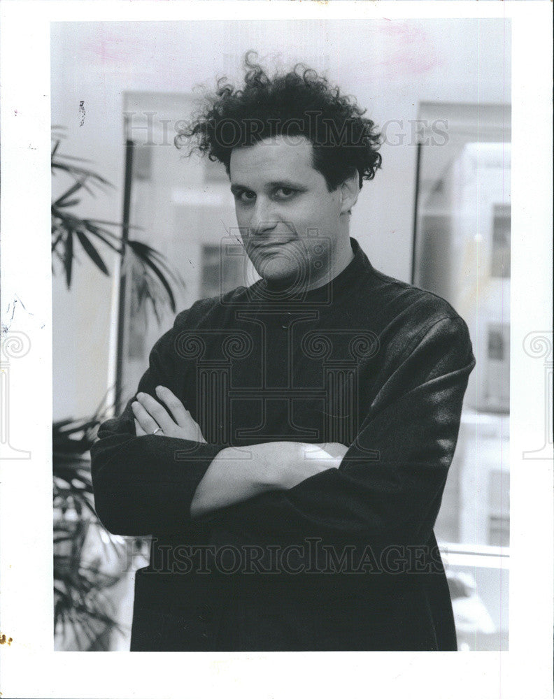 1994 Press Photo of Isaac Mizrahi, New York designer. - Historic Images