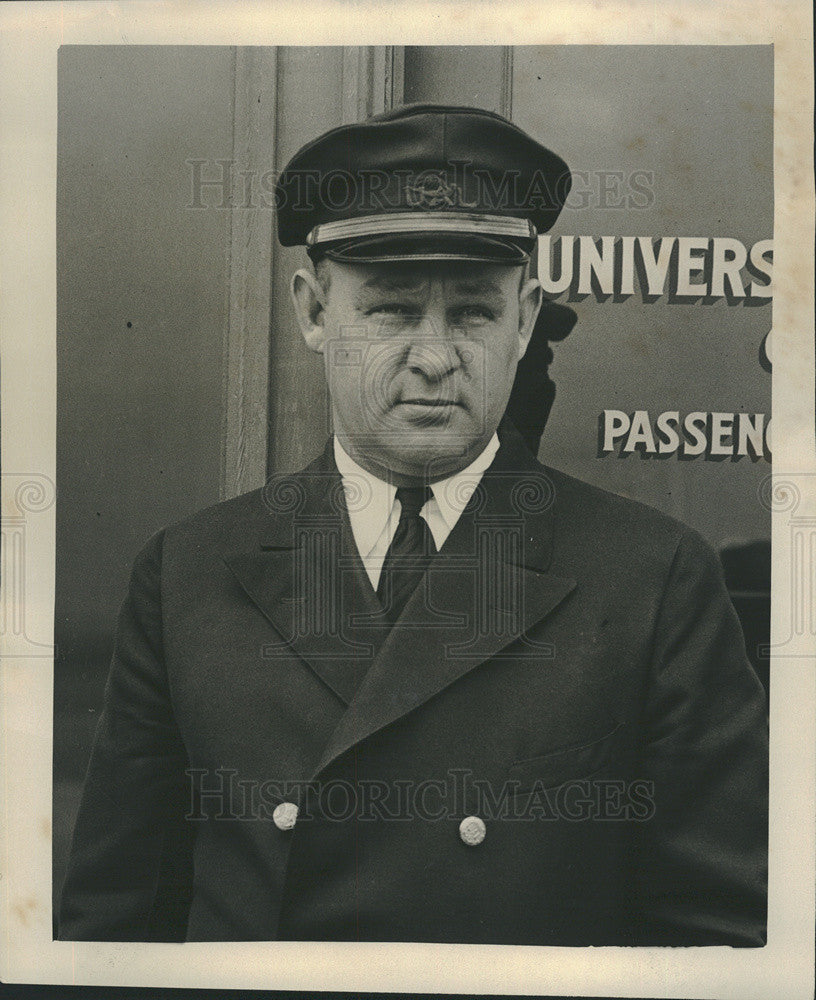 Press Photo Roy Mitchell - Historic Images