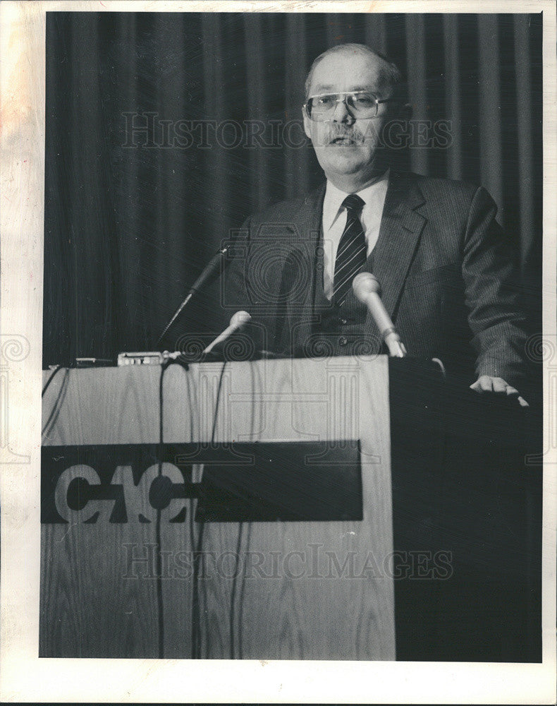 1987 Press Photo Samuel Mitchell/Chicago Association Commerce Industry - Historic Images