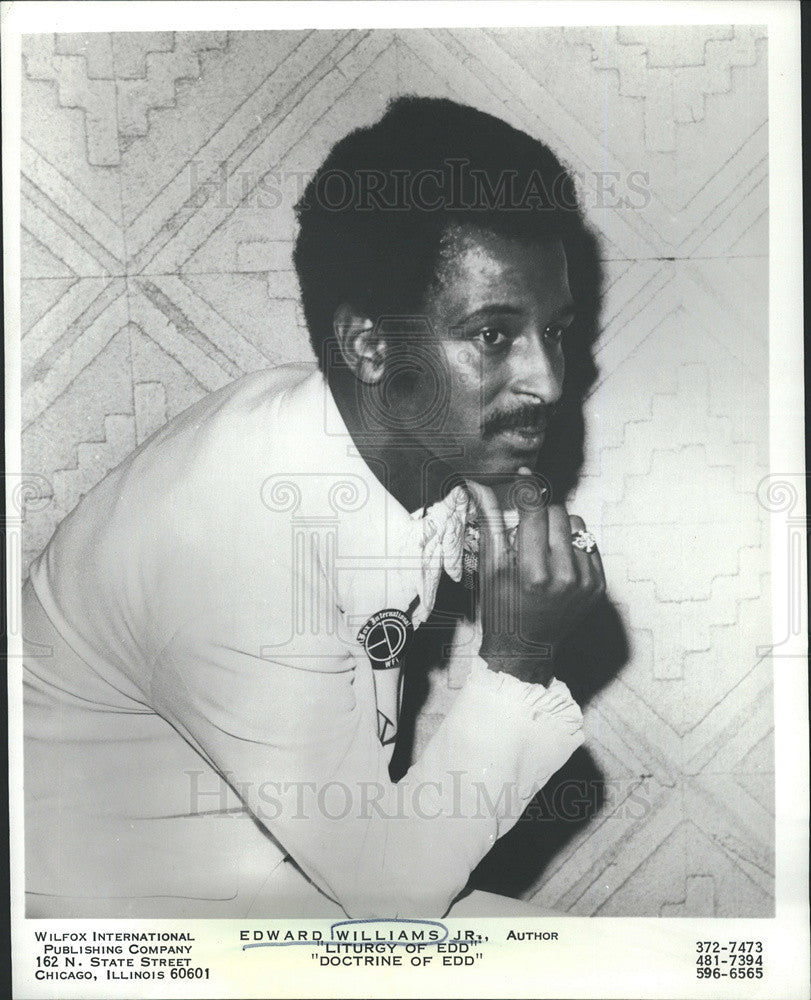 1974 Press Photo Author Edward Williams Jr - Historic Images